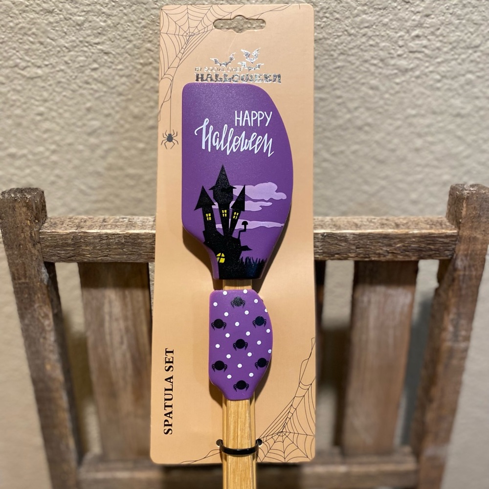 Halloween Spatulas Set Of 2, Haunted House Spatula & Halloween. Spider Spatula